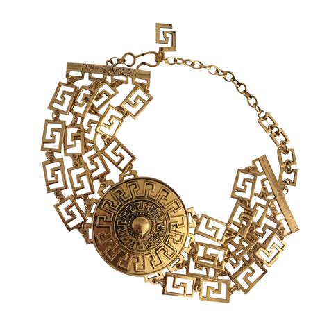 versace h&m necklace